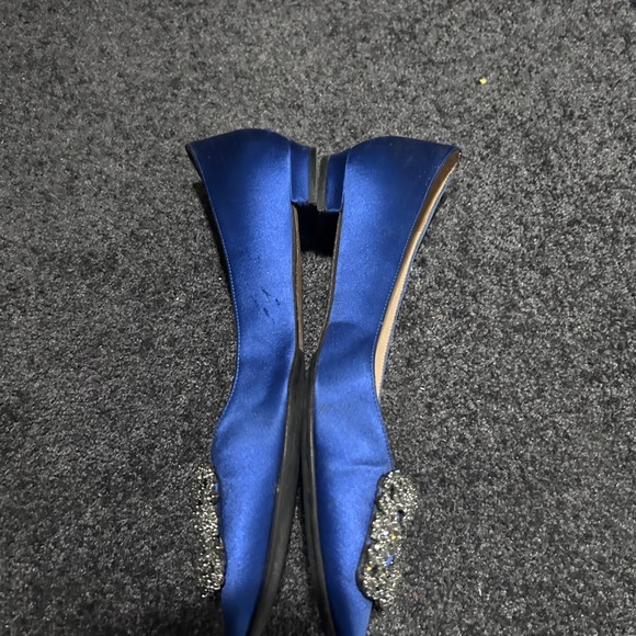 MANOLO BLAHNIK
Blue Hangisiflat Ballerina Flats - Picture 4 of 7